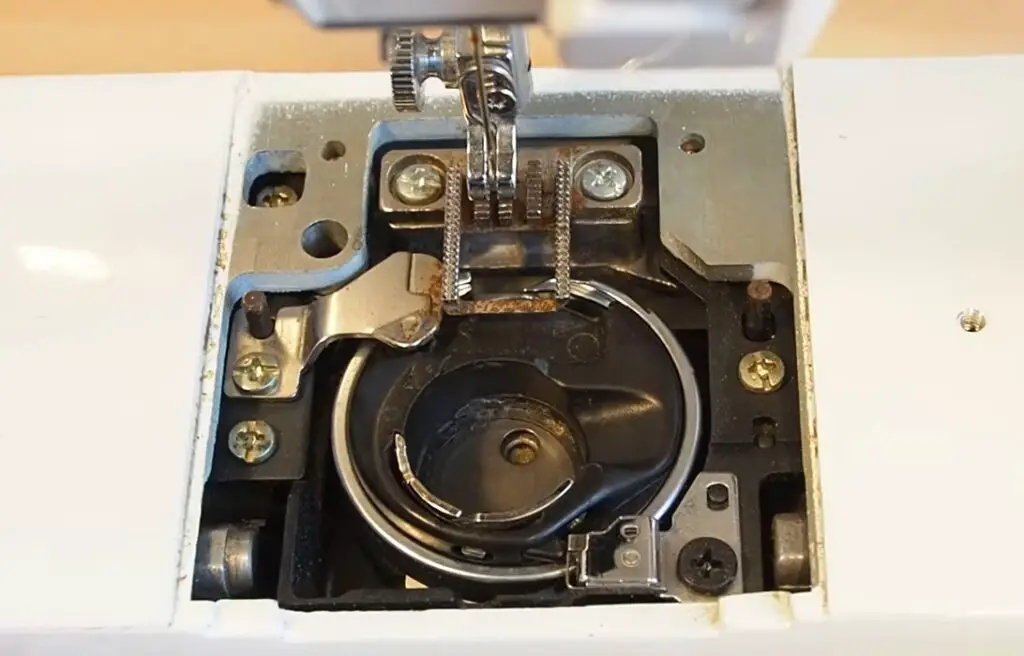 Bobbin Case Stuck in Sewing Machine 
