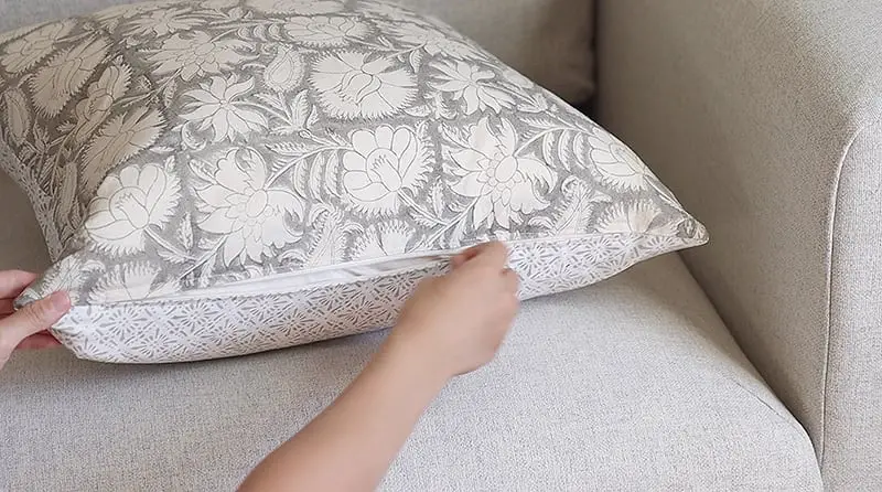 How to sew a throw pillow cover with zipper?
